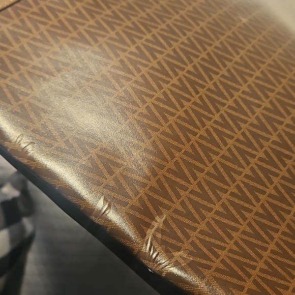 Mario Valentino Bag - Picture 3 of 11